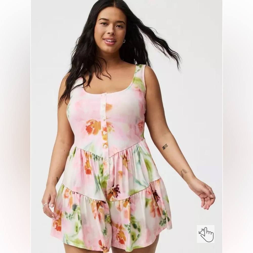 Torrid Floral Romper NWT 1X
